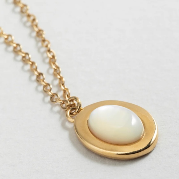 Louise Damas Necklace La Nacre 24k Gold-Plated Finish - Picture 2 of 11